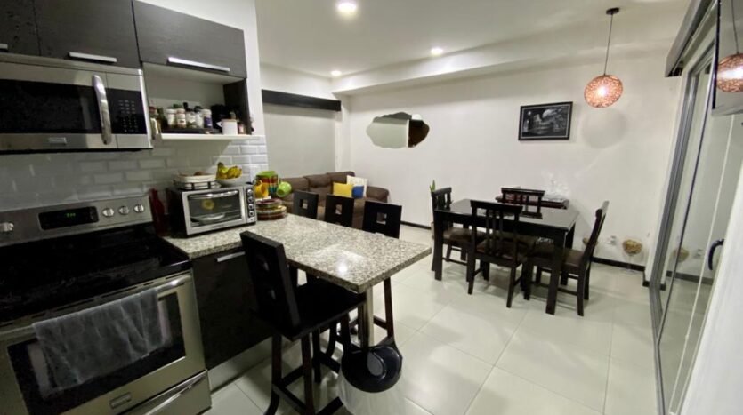 Venta casa Condominio en Tibás. $190000. 138m2.