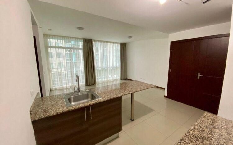 Venta apartamento en Bambú Eco Urbano San Sebastián. $135000. 2h. 2b. Parqueo.