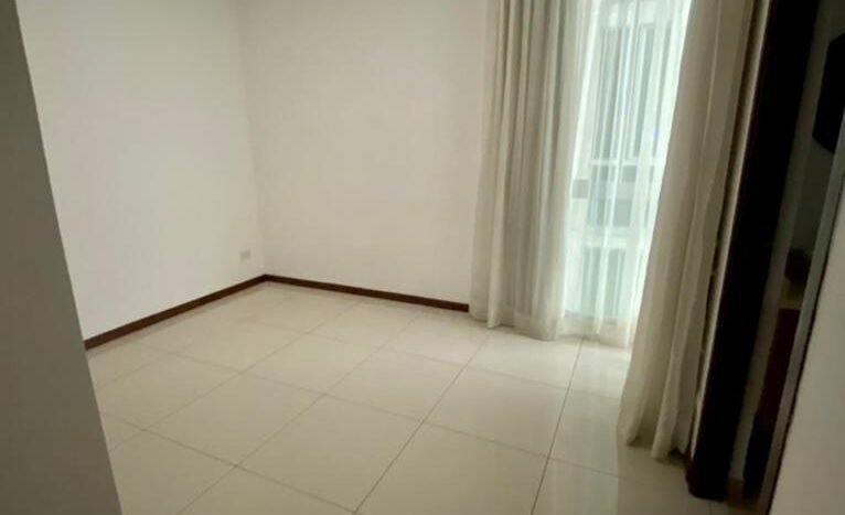 Venta apartamento en Bambú Eco Urbano San Sebastián. $135000. 2h. 2b. Parqueo.